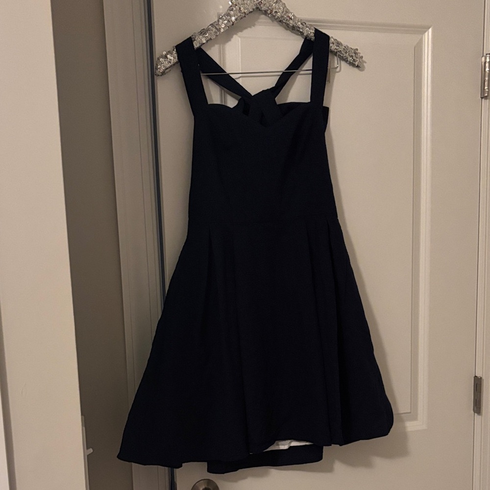 Nwot Lauren James bow back dress sz m